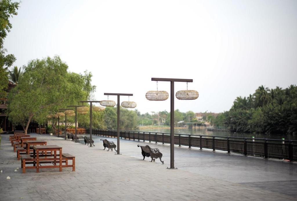 The Buffalo Amphawa Samut Songkhram Buitenkant foto